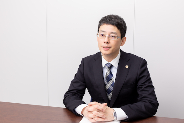 法定後見とは？任意後見との違い